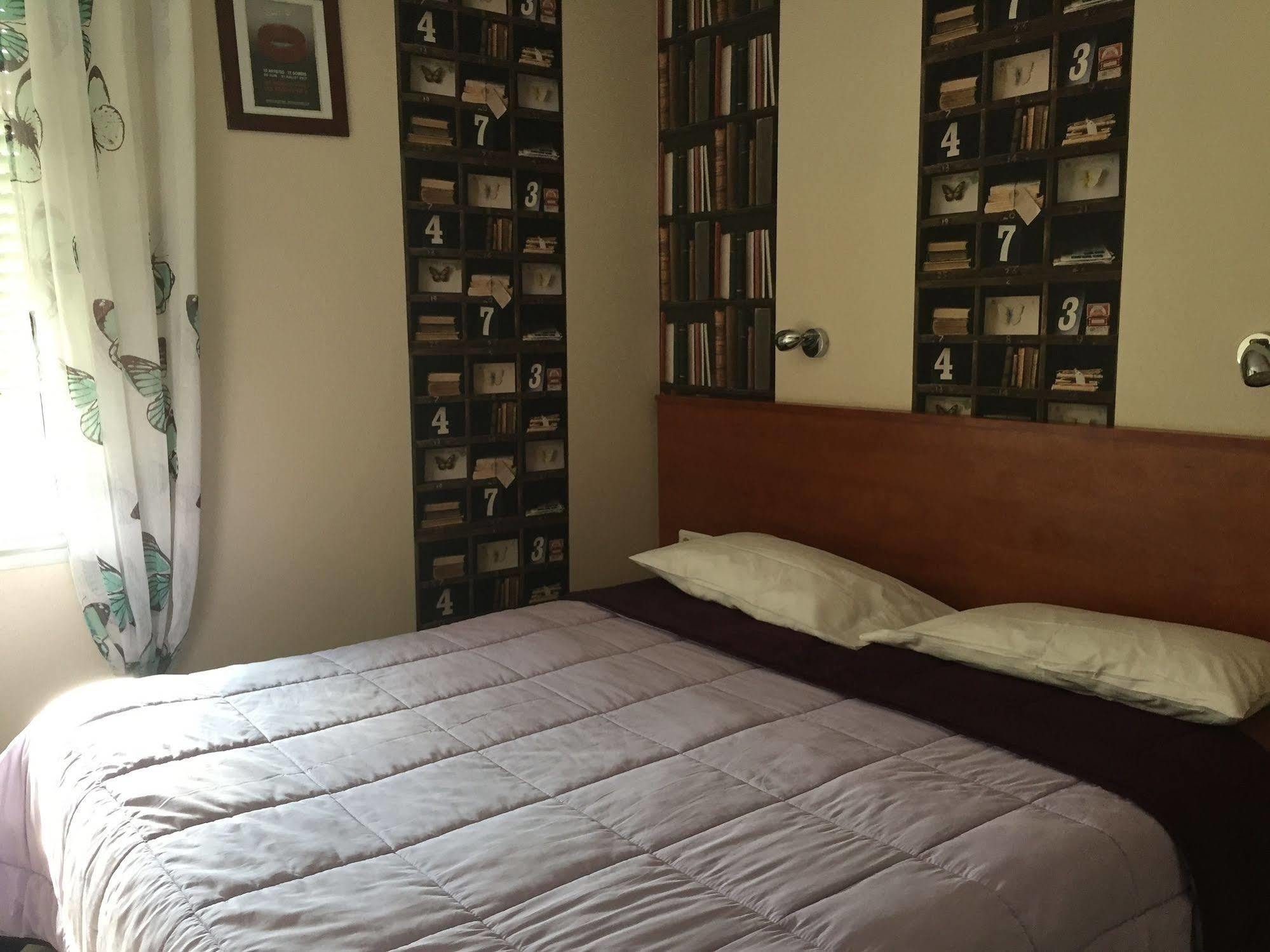 Fasthotel Nimes Caissargues Bagian luar foto