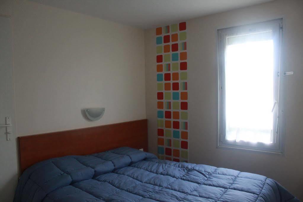 Fasthotel Nimes Caissargues Bagian luar foto